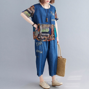 Ensemble coordonné décontracté imprimé pour femme, deux pièces, avec haut ample et pantalon assorti à logo plissé sur le devant, idéal pour l'été - Product Image 6