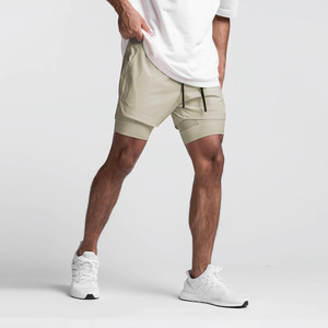 Short de gym personnalisé pour hommes, séchage rapide, confortable, design classique, style de rue, multi-poches, polyester tissé avec logo - Product Image 5
