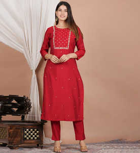 Conjunto de Kurta de Algodón Blanco con Bordado Floral para Mujer, con Cuello Redondo y Mangas 3/4, Combinado con Pantalón y Dupatta - Product Image 5