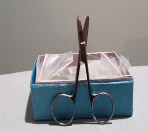 Ligadura Spencer Tijera Instrumentos quirúrgicos Tijeras de puntada 3,5 ''Spencer Tirando Tijera Hilo de sutura Fabricantes quirúrgicos - Product Image 3