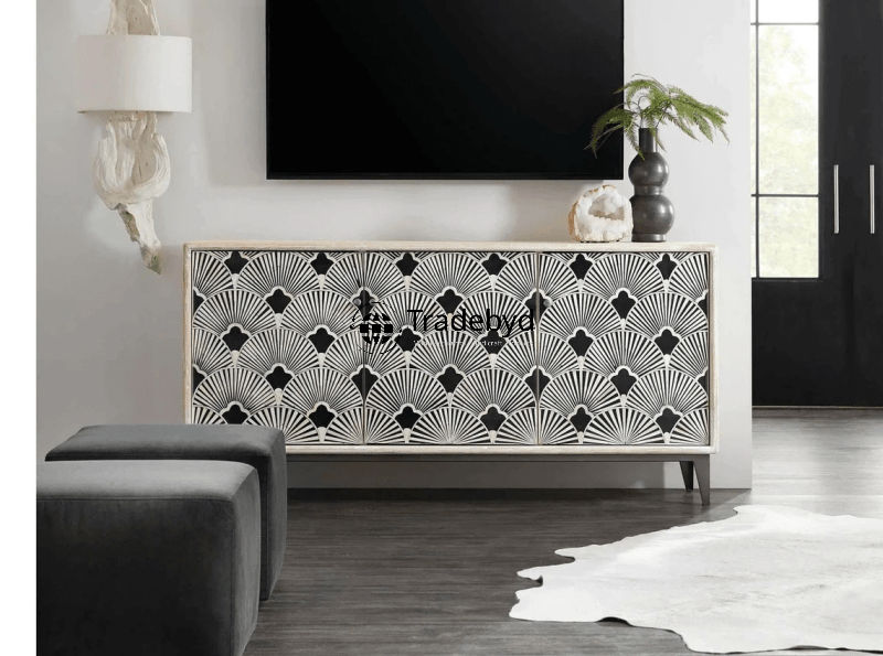 Available in different Colors