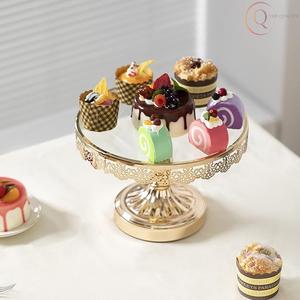 ขาตั้งเค้กโลหะทนทาน ดีไซน์คลาสสิก เหมาะสำหรับการอบขนมที่บ้านและการใช้งานระดับมืออาชีพ - Product Image 3