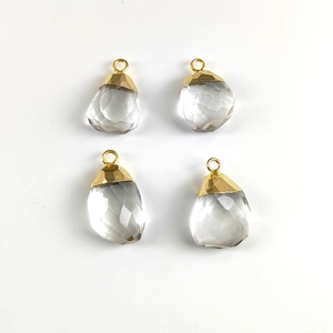 Colgante de cuarzo transparente facetado de forma libre Colgantes de dijes finos galvanizados en oro con propiedades curativas - Product Image 3