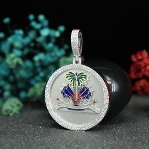 จี้เงินแท้ 925 หรูหรา สลักโลโก้ตามสั่ง ทรงกลม ประดับเพชรโมอิสซาไนต์ทรงบริลเลียนต์  แบบ Iced Out  เคลือบสี  เครื่องประดับฮิปฮอป - Product Image 3