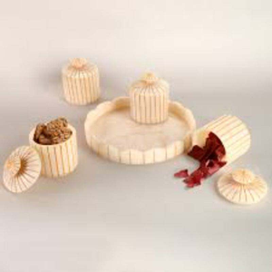 Juego de 2 Frascos de Resina para Frutos Secos, Diseño Antiguo Hecho a Mano, Calidad y Material de Primera con el Mejor Precio - Product Image 4