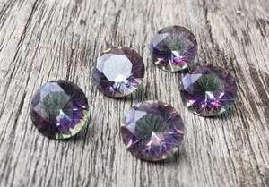 Quartz mystique naturel forme ronde coupe à facettes pierres précieuses en gros toutes tailles disponibles - Product Image 4