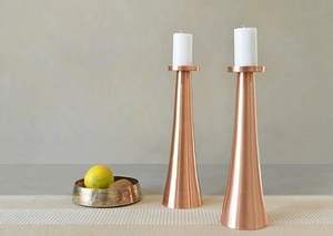 Soporte de pilar de oro de Metal hecho a mano indio para centros de mesa de vajilla de boda decorar portavelas Juego de 3 uds Color dorado - Product Image 4