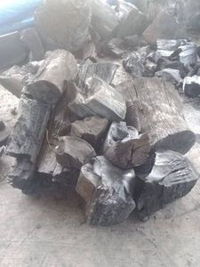 100% naturel de haute qualité briquette noire charbon de bois dur pour barbecue barbecue - Product Image 2