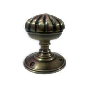 Boutons de mortaise de champignon en laiton massif faits à la main poignées de porte durables et élégantes pour les maisons patrimoniales, vintage et contemporaines - Product Image 5