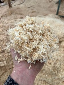 VENTE FLASH : MEILLEURS CUIVRES DE BOIS / CUIVRES DE BOIS POUR LA LITIÈRE DES CHEVAUX, PRÊTS À LIVRER AUX MEILLEURS PRIX - Product Image 5