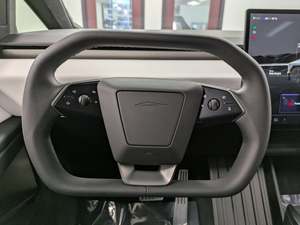 รถเทสล่า ไซเบอร์ทรัค ครูว์แค็บ ปี 2024 สภาพดีเยี่ยม ขับเคลื่อนสี่ล้อ  ที่นั่งหนัง  ระบบนำทาง  ระบบสตาร์ทจากระยะไกล  หลังคาซันรูฟแบบพาโนรามา - Product Image 5