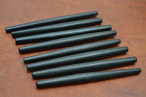 Cuentas de tubo de pelo de cuerno de búfalo natural en tamaños surtidos para colecciones de corales de hueso de concha de diseñadores de joyería - Product Image 5