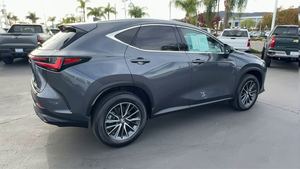 รถ SUV ปี 2024 สภาพดี รุ่น N-X เกียร์ 8 สปีด ระบบขับเคลื่อนล้อหน้า 203 แรงม้า - Product Image 4