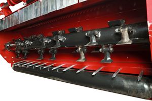 Worldtrac Magnum Center Fix Faucheuses à fléaux Tracteur PTO actionné Hauteur de coupe réglable pour l'agriculture légère Modèle WTSFMCL-140 - Product Image 3