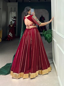 Chanderi lehenga choli ใหม่กับ dupatta กับที่ราบกับสาย zari Gota patti และงานออกแบบนูน - Product Image 5