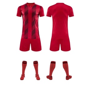 Vente en gros 2025 uniformes de football personnalisés respirant confort jeune maillot de football pour hommes décontracté sport imprimé uniformes - Product Image 5