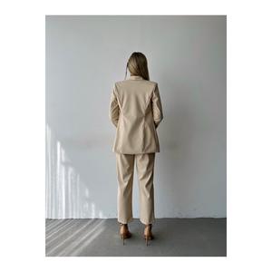 Abito a tre pezzi da donna in pelle vegana Beige con giacca Blazer, berretto, Bustier e pantaloni