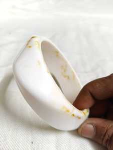 Brazalete de Resina, Diseño Fabuloso, Alta Calidad, Uso para Compromiso, Fabricación Personalizada en India - Product Image 2