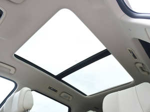 Vehículo Híbrido Eléctrico y de Gasolina Usado 2025 de Alta Velocidad, Euro, Nueva Energía, con Autonomía de 201-300 km, Batería de 50-70 kWh, Potencia de 120 kW - Product Image 2