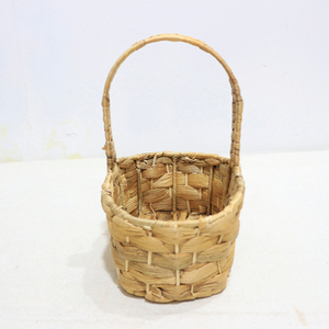 Cesta Ovalada Pequeña de Jacinto de Agua Tejida a Mano de Artex Dong Thap con Asa para Regalo - Product Image 6