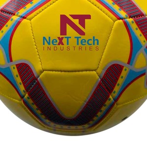 Ballon d'entraînement de football Matériau PU à des fins d'entraînement avec conception personnalisée et logo personnalisé par Next Tech Industries - Product Image 5