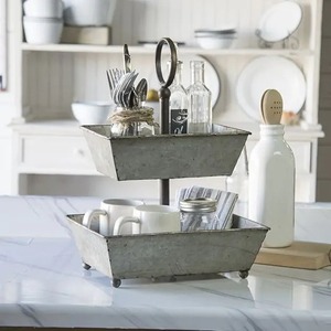 Plateau en métal artisanal avec technique d'émail de couleur de conception artistique pour la décoration de la maison servant des collations boissons rassemblements - Product Image 1