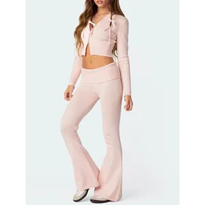 Ropa de otoño e invierno personalizada para mujer, Sudadera corta de lana, pantalones de chándal acampanados, conjunto de Sudadera con capucha para correr apilada, conjunto de dos piezas para mujer - Product Image 3