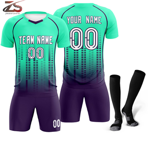Nouveau logo d'équipes personnalisées Uniforme de football pour hommes avec personnalisation complète Fabriqué au Pakistan - Product Image 5