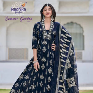 คอลเลกชันแฟนซีชุดปาร์ตี้พร้อมผลิตจากผ้าฝ้ายปักลายสไตล์อินเดียและปากีสถาน - Product Image 1