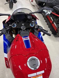ขายประมูลรถมอเตอร์ไซค์ใหม่ CBR1000RR-R Fireblades SP ปี 2026 ความเร็วสูงสุดมากกว่า 80 กม./ชม. กำลังไฟ 1001-2000 วัตต์ พร้อมเงินดาวน์ - Product Image 6
