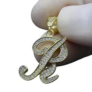 Colgante con Letra R, Colgante de Diamante Moissanite sin Cadena, Plata de Ley 925, Estilo Iced Out, Regalo de Cumpleaños, Colgante con Letra - Product Image 1