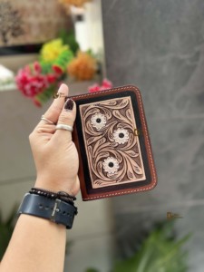 มาใหม่ที่ใส่หนังสือเดินทางหนังสไตล์ตะวันตกใช้ได้ทั้งชายและหญิงอุปกรณ์เดินทางอเนกประสงค์ RFID กางเกงขาสั้นขายดี - Product Image 2