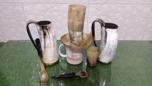 Viking écologique fait à la main corne de boeuf bière tasse à boire chêne poli corne de buffle tasses prix usine plateaux de service pour la décoration - Product Image 2