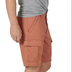 Short cargo en coton et polyester pour hommes, design personnalisé, grandes poches, motif uni, longueur genou, teint uni - Product Image 1