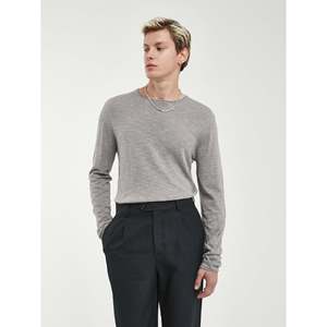 เสื้อยืดถักแขนยาวสีดำอเนกประสงค์สำหรับผู้ชาย - Product Image 3