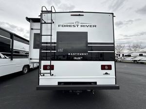 Nueva Autocaravana E-a-s-t To W-e-s-t C-o-l-l-e-g-e A-v-e-n-u-e 2951O-K 2026, la Mejor Opción Disponible - Product Image 3