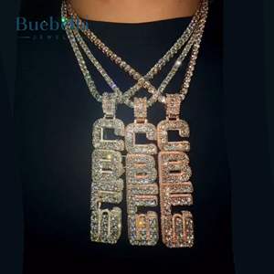 Alta calidad 925 Plata y chapado en oro rosa de 14 quilates completamente helado personalizado doble capa Vertical letra Moissanite colgante y encanto - Product Image 1