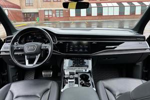 Audi Q7 Progressive 55 TFSI Quattro 2020, moteur V6 turbocompressé, en bon état - Product Image 4