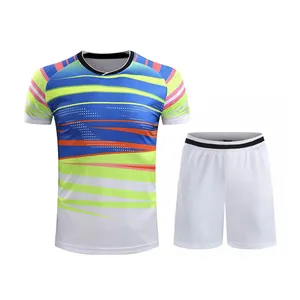 Nieuw Ontwerp Van Hoge Kwaliteit Op Maat Gemaakt Herentennissportkleding Sneldrogende Badmintonkleding 100% Polyester Tenniskleding Voor Mannen.