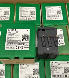 Schneider TeSys LRD Series LRD12 5,5-8A MV & HV Contactores de voltaje Relé de sobrecarga térmica diferencial con 1,6-6A - Product Image 4