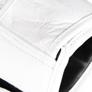 Gants de boxe en cuir PU de haute qualité pour l'entraînement et le combat Gants de boxe en cuir PU durables pour adultes - Product Image 6