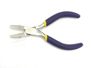 Pince à mâchoires en nylon à nez plat de 5.3 pouces-Pince de maintien et de pliage pour la fabrication de bijoux - Product Image 5