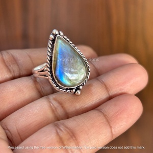 แหวนเงินแท้ 925 ทรงลูกแพร์ ประดับลาบราดอไรต์หลากสีสไตล์โบฮีเมียน สำหรับผู้หญิงและผู้ชาย  เครื่องประดับอัญมณีธรรมชาติสำหรับงานหมั้น - Product Image 2
