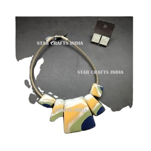 STAR CRAFTS INDIA présente une nouveauté multi-nuances grand collier de perles en résine perle double couche collier pour filles bijoux de mode - Product Image 1