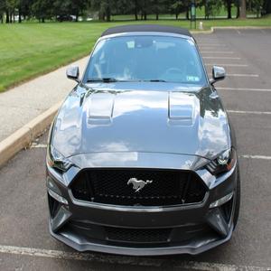 FORD MUSTANG GT CONVERTIBLE 2018 USADO, VOLANTE A LA IZQUIERDA/DERECHA - Product Image 1