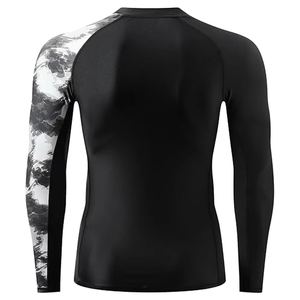 Camiseta de Protección contra Erupciones Cutáneas, Fabricada en Pakistán con Materiales Duraderos, Diseño Nuevo, Ligera, para MMA - Product Image 4