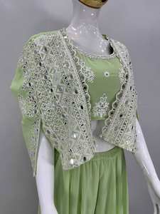 ชุดเสื้อโคติแบบดั้งเดิมสำหรับงานเลี้ยง พร้อมชุดสูทปักลายประดับเลื่อมและกระจกแท้ ผ้าจอร์เจตต์แห้งเร็ว ใส่ได้ทุกฤดู - Product Image 3