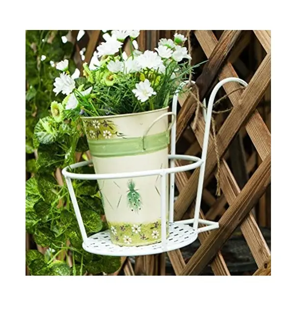 Grosir kerajinan tangan bunga logam gantungan pagar berdiri dengan warna putih buatan tangan desain terbaru pot bunga & penanam
