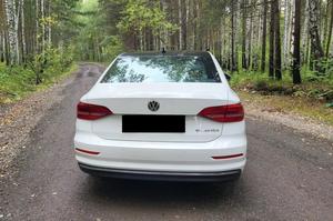 V O K S VV A G E N  e-Larvida III 2019, Sedán con Tracción en las Cuatro Ruedas, Litio R18, Cuero - Product Image 4