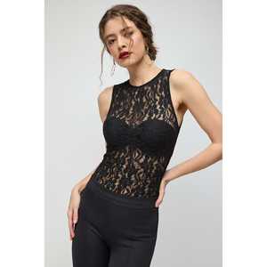 เสื้อผู้หญิงลำลอง ปักโลโก้ด้านหน้า คอกลม แขนสั้น ไซส์ XL ทรงเข้ารูป ผ้าถักโพลีเอสเตอร์ แต่งลูกไม้ ปักเลื่อม ขนนก - Product Image 1